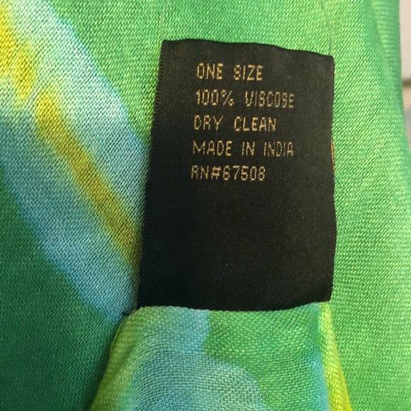 Diane Gilman scarf - Picture 4 of 4